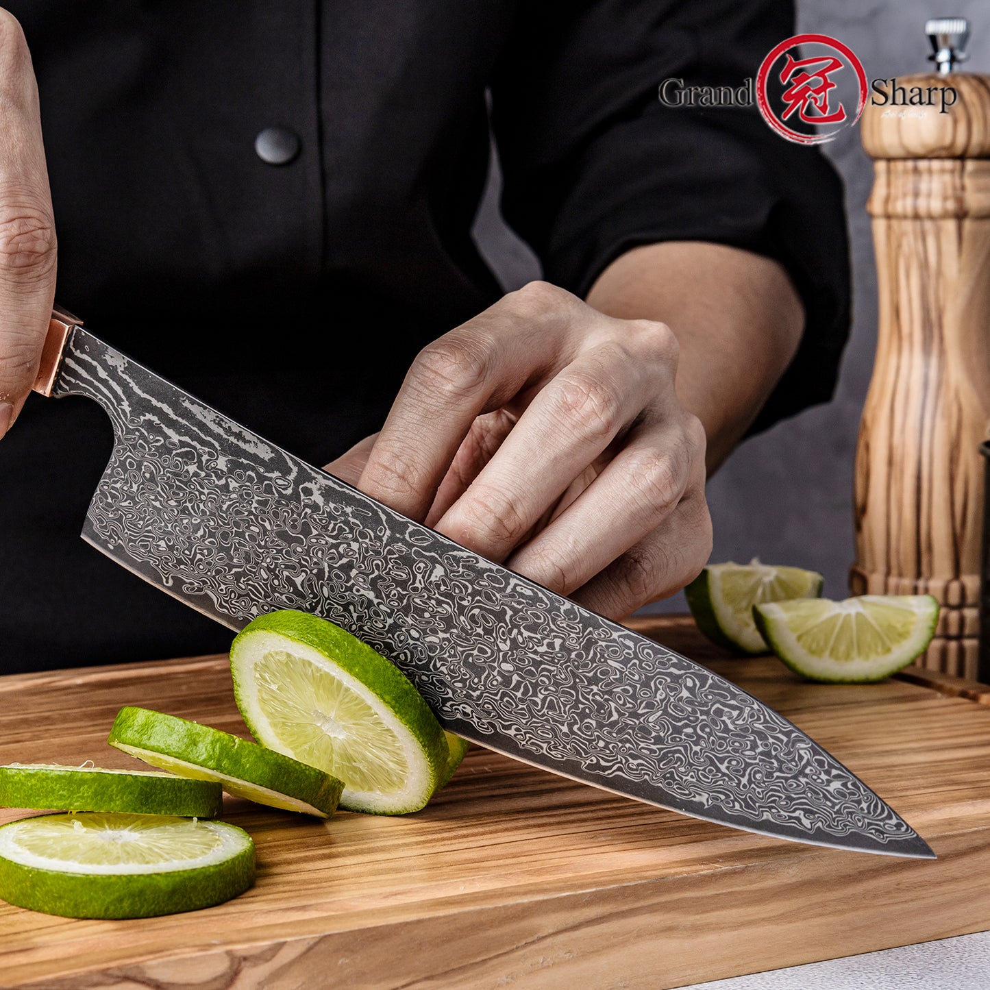 Grandsharp 8'' Kitchen Chef Knife 67 Layers Japanese Damascus Steel Black Chef Kitchen Knives with Black Carbon Fiber Handle