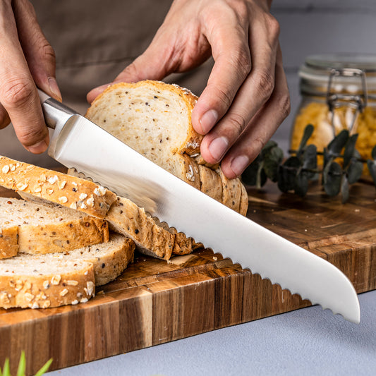 Grandsharp 7.6'' Premium bread knife 7Cr18Mov Stainless Steel with ABS White Resin Handle Bread Cutting Serrated Knife