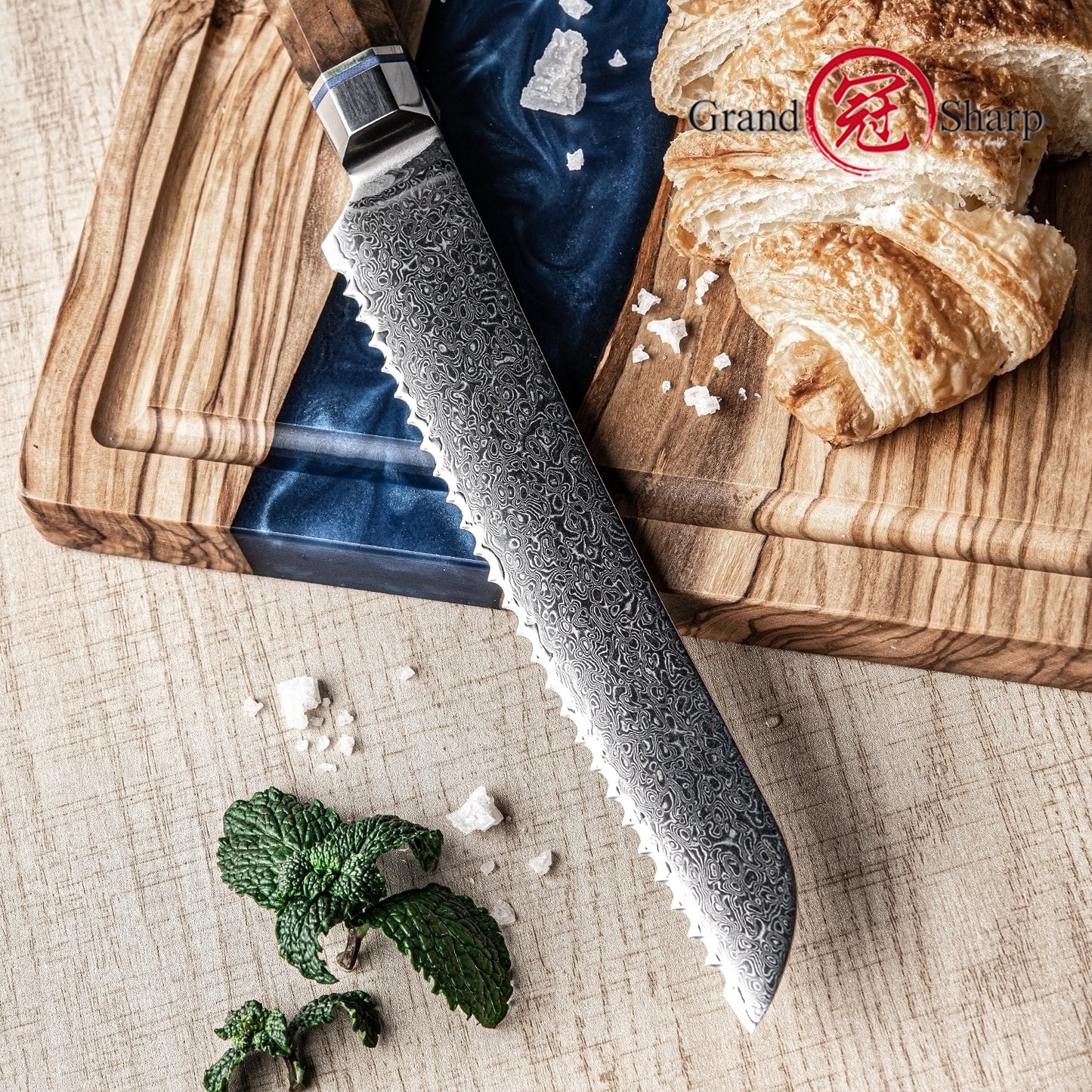 Grandsharp 7.5" Inches Bread Knife Damascus Steel Kitchen Chef Serrated Bread Cutting Knife With Solidfied Wood and Resin Handle